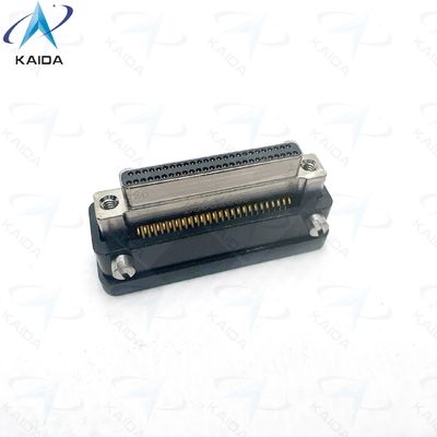 Material de contacto de aleación de cobre de larga duración Concha metálica con chapa de contacto de oro sobre níquel.J70 Serie Conector rectangular.J70-2C2-051-121-TH