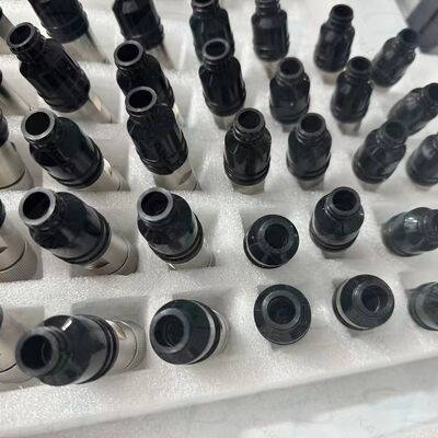 Conector eléctrico circular de tipo PP ideal para entornos industriales adversos que garantizan conexiones eléctricas estables.YS3-4TK