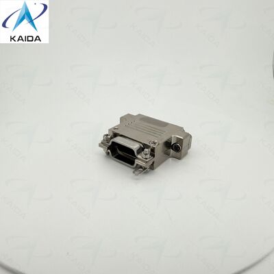 Conector rectangular de la serie MIL-DTL-83513 y de la serie J30J.J30J-31ZKSL-A3 con abrazadera de cable A3.